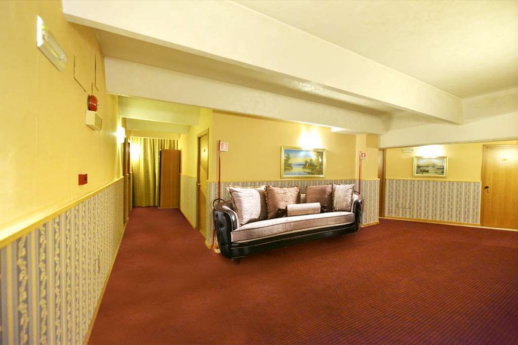 Hotel Martini Casavatore Ανέσεις φωτογραφία